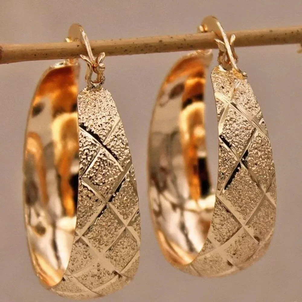 18k Gold Criss Cross Engraved Small Hoop Earrings